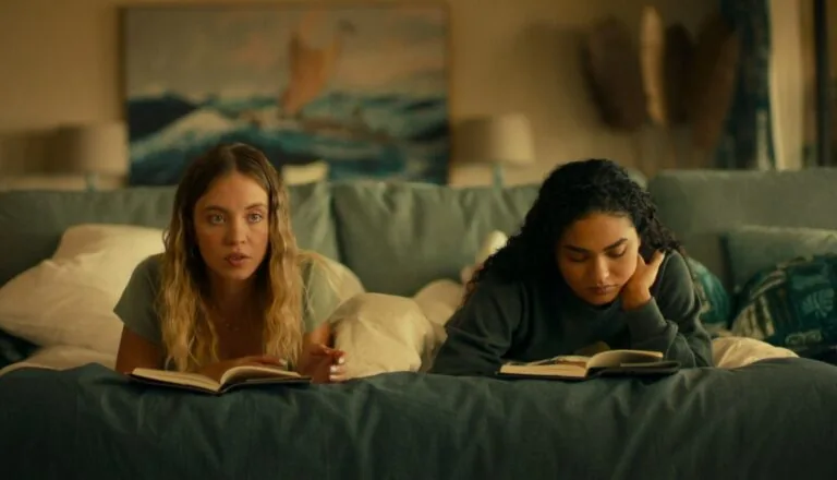 Момент из 3 серии 1 сезона